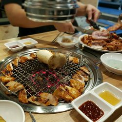 서울대입구 한식 호형숯불닭갈비