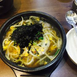서울대입구 한식 콩심 서울대점