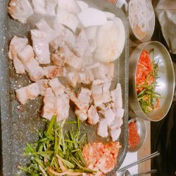 서울대입구 고기 옛날육개장